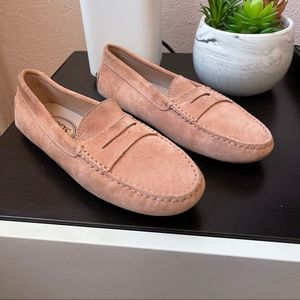 RARE Tod's Gommino Suede Driving Loafers in blush pink Size 37/7